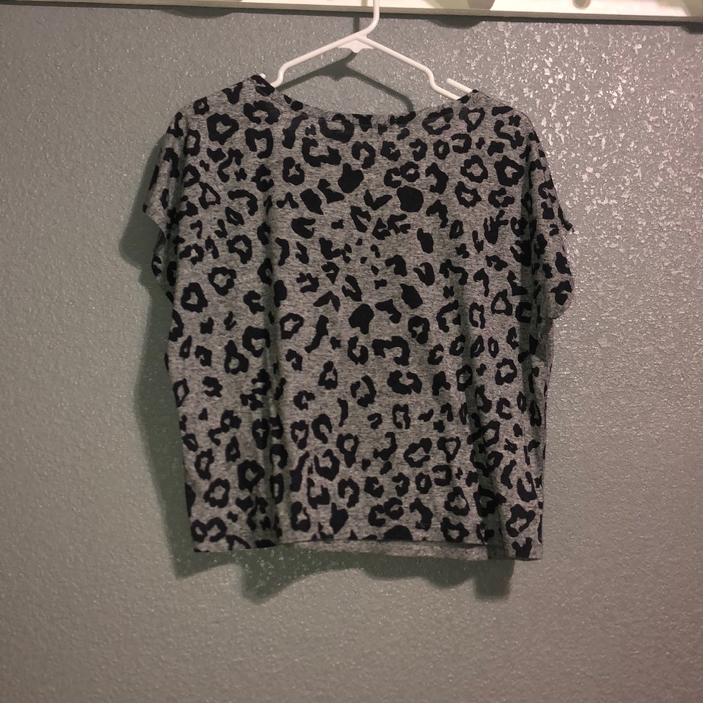 Leopard Print Tee - Picture 4 of 4